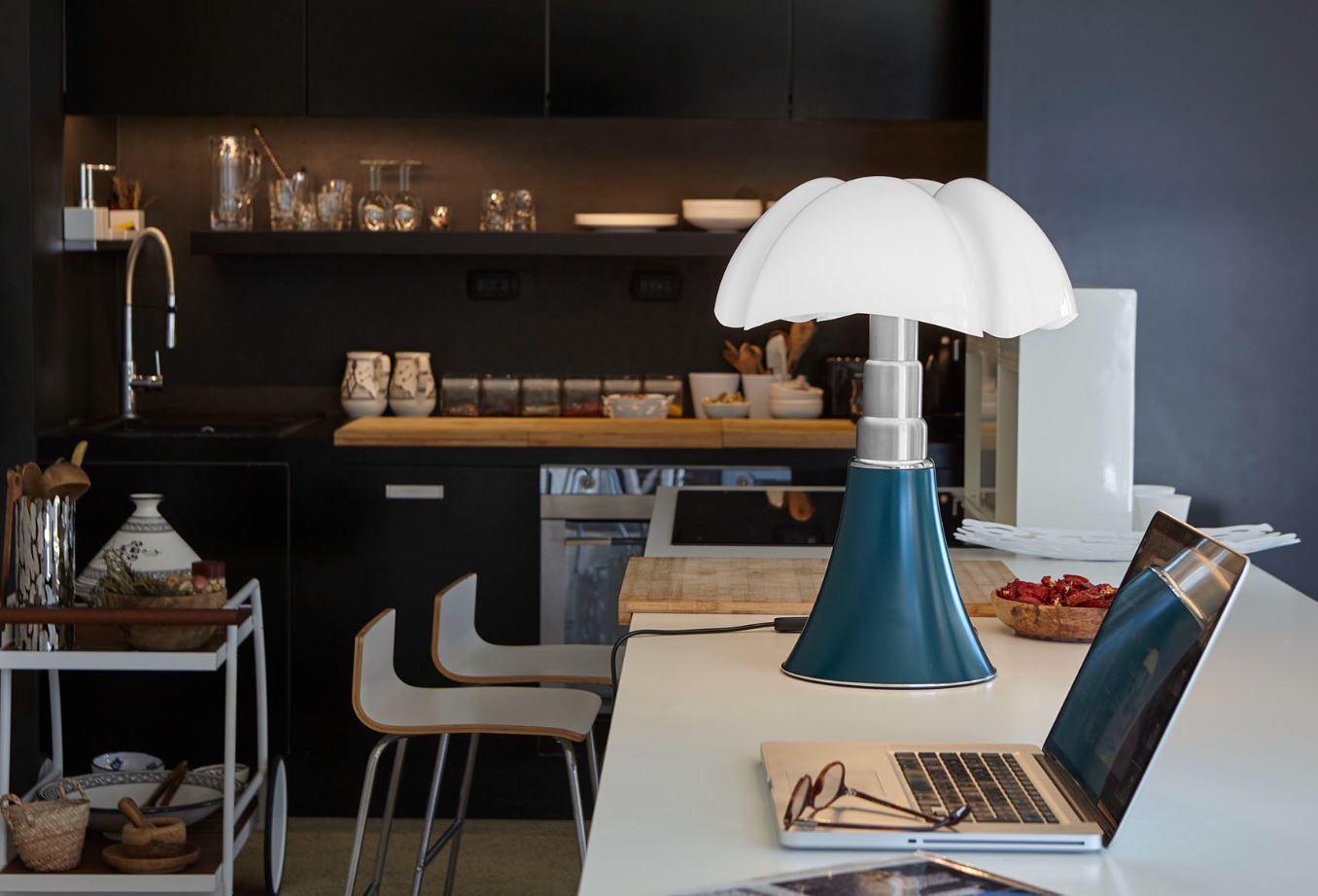 Культовый светильник Martinelli Luce Pipistrello Светильник Martinelli Luce Pipistrello