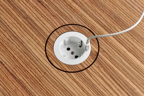 Розетка PLH с USB-C зарядным устройством