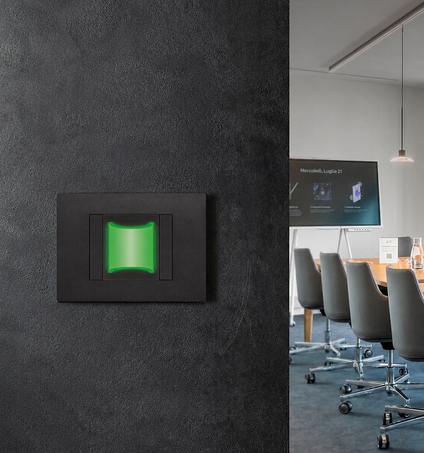 Светодиодный RGB-индикатор VIMAR