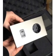 Розетка Elaccess с зарядным устройством USB тип A и тип C